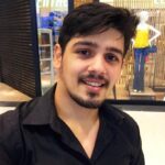 Homem jovem de cavanhaque